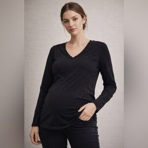 Thyme Maternity Black Long Sleeve V-Neck Top